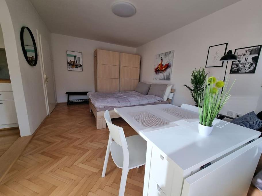 The Rowhouse Apartment Ljubljana - Free Parking المظهر الخارجي الصورة